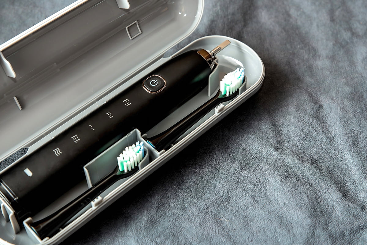 Electric Toothbrush vs Manual: Which Is The Best